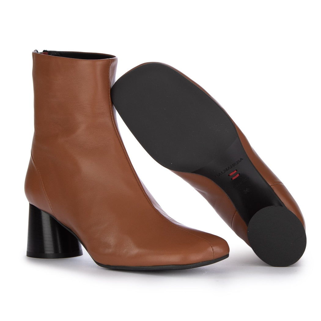 DEB16 BARON TEAK  MARRONE
