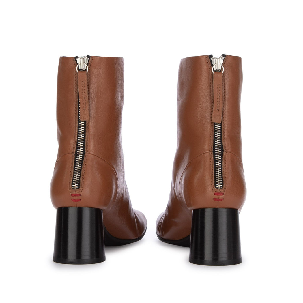 DEB16 BARON TEAK  MARRONE