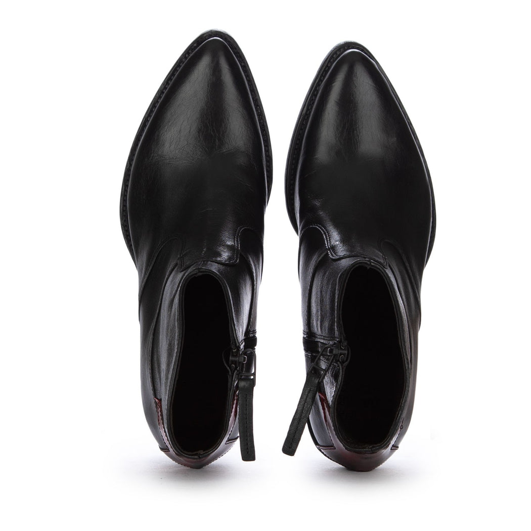 30509 CALIF NERO STELLA ROSSA  NERO