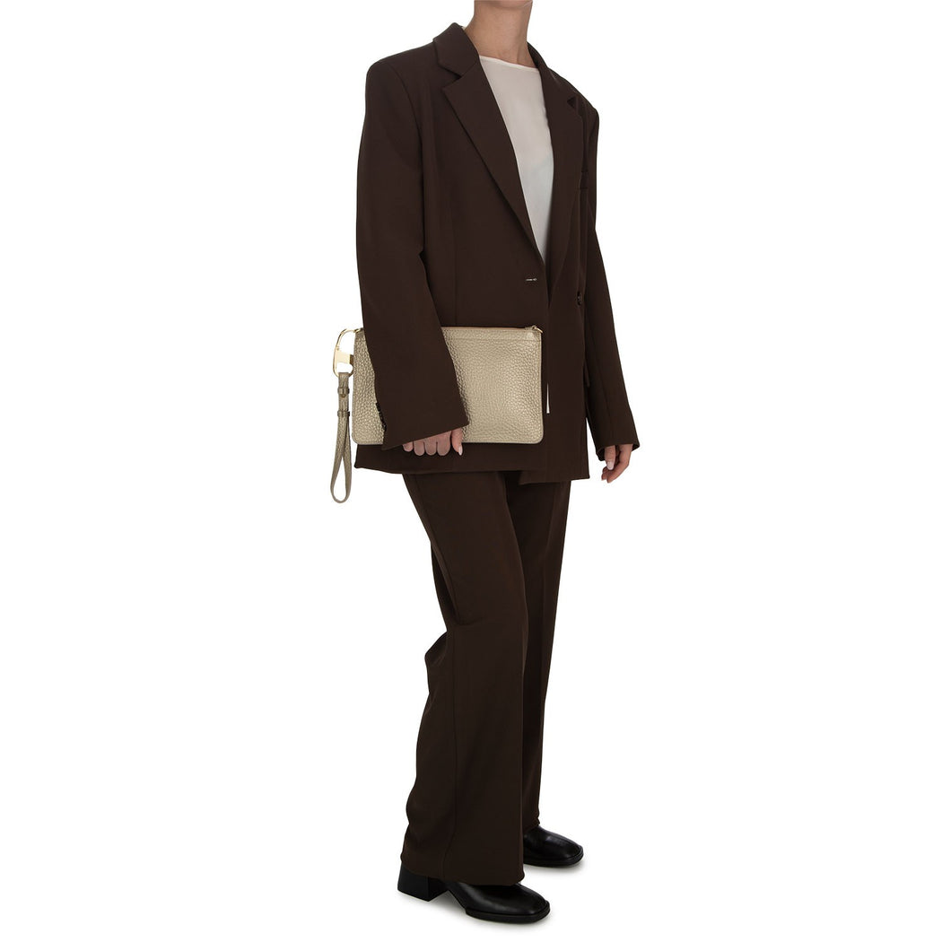 M1F0181  MARRONE