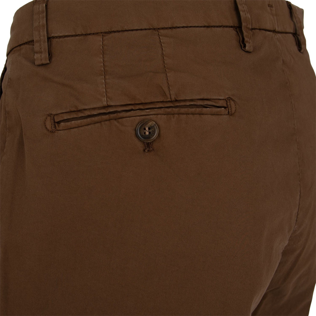 BG108 300127  00136 MARRONE