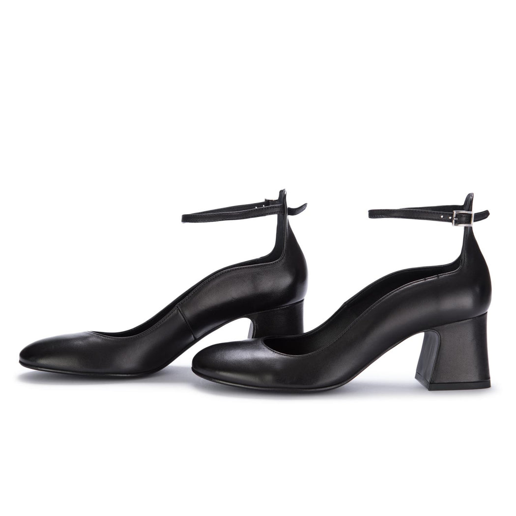 I\ESTELLE11 NAPPA  NERO