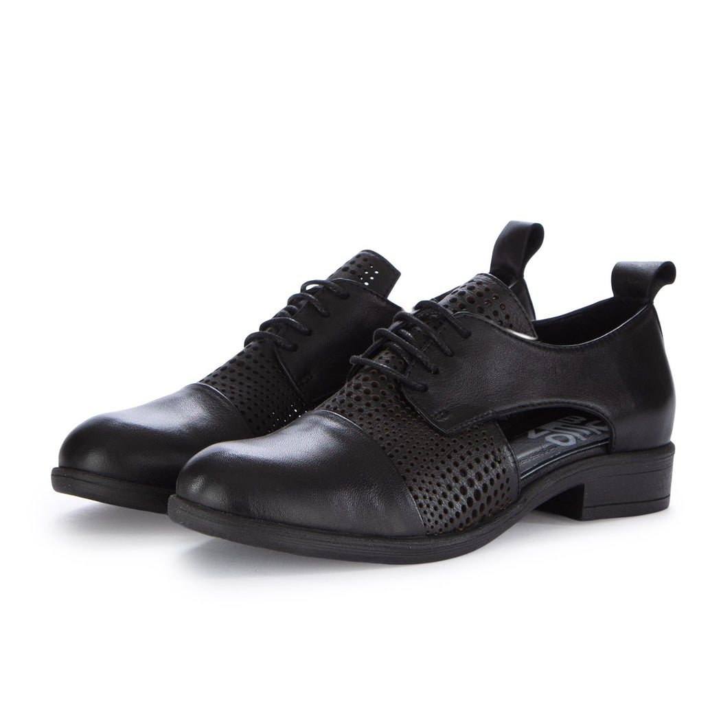WY3900  NERO