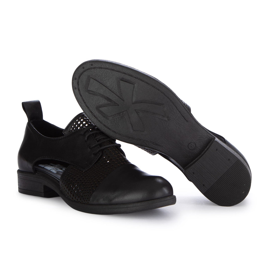 WY3900  NERO