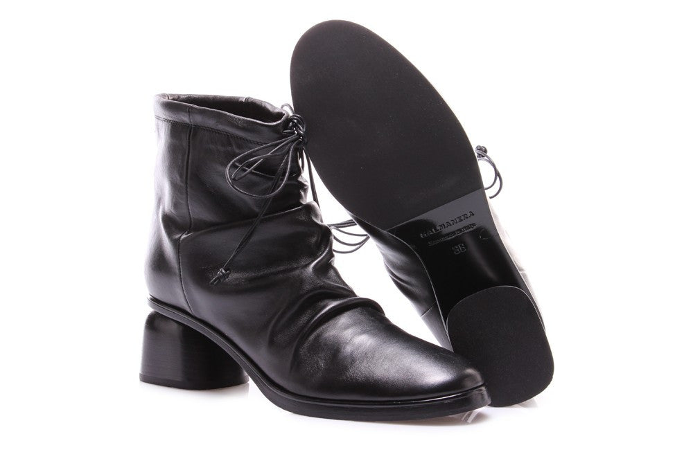 HALMANERA womens black wrinkled leather Ankle boots 