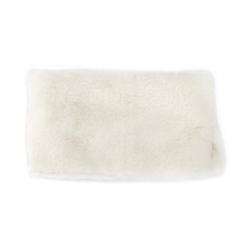 OOF womens  white faux fur Collar scarf