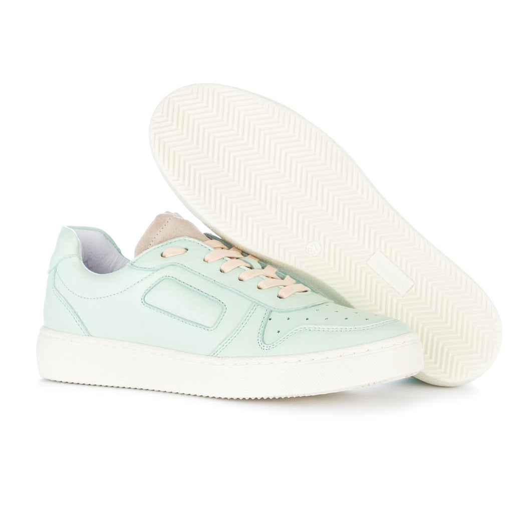 at go womens sneakers pastel green